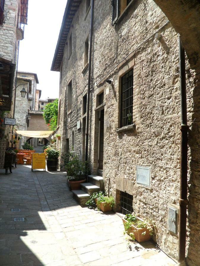 Affittacamere In Centro Gubbio Exterior foto